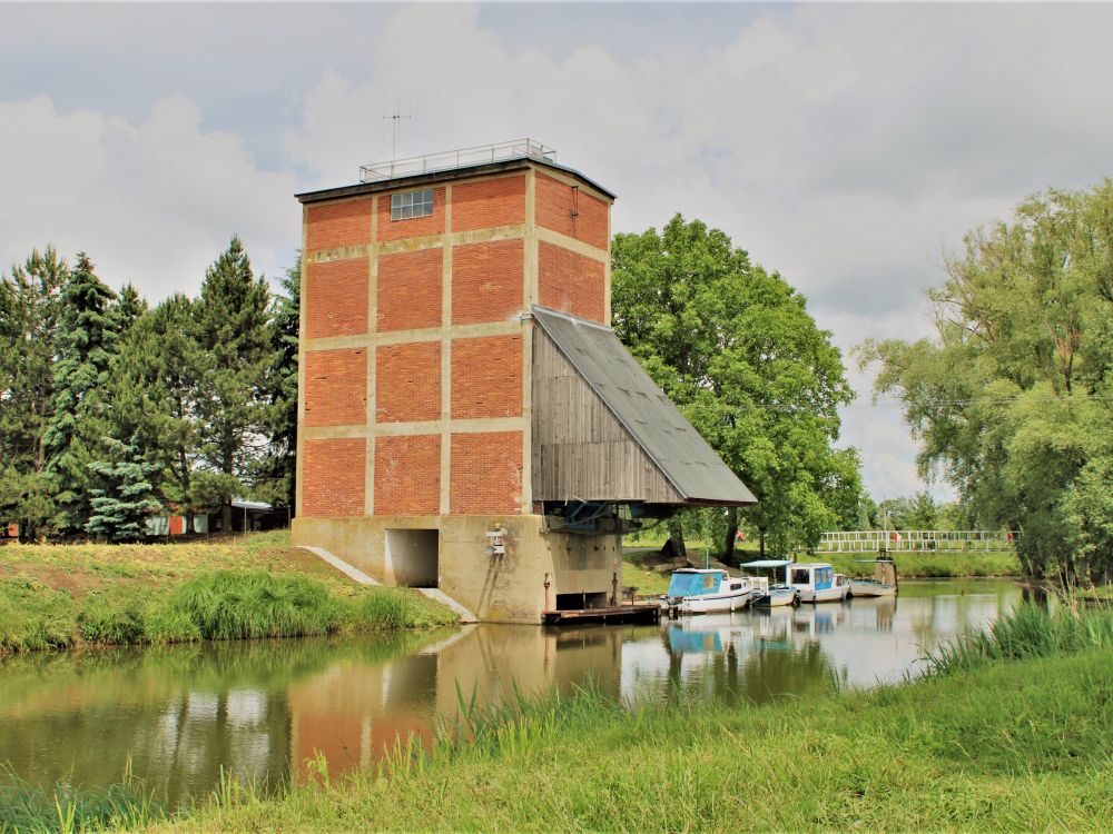 Dotazníky zkoumají chování klientů Baťova kanálu